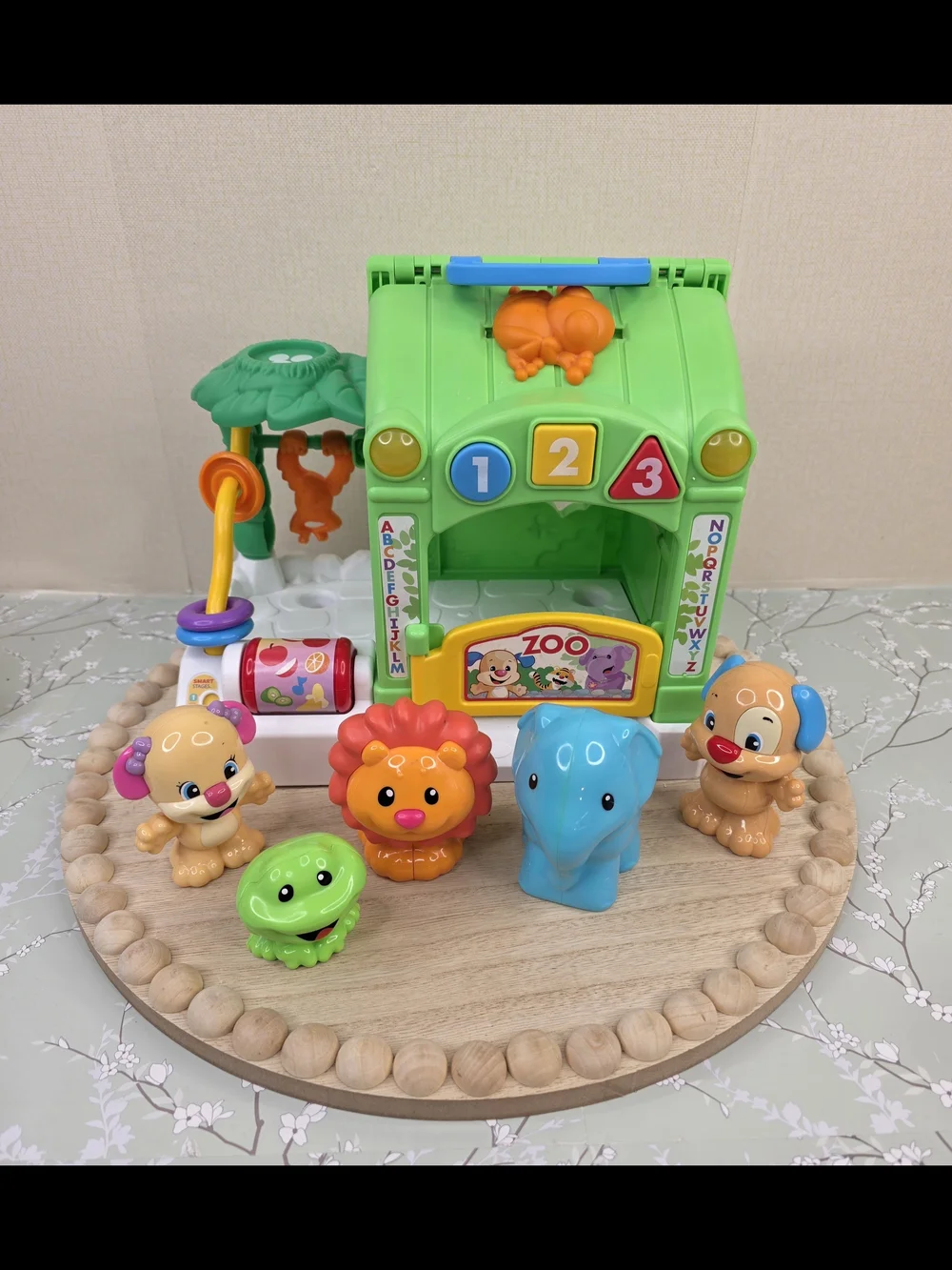 Fisher-Price Laugh And Learn Smart Learning Zoo Playset